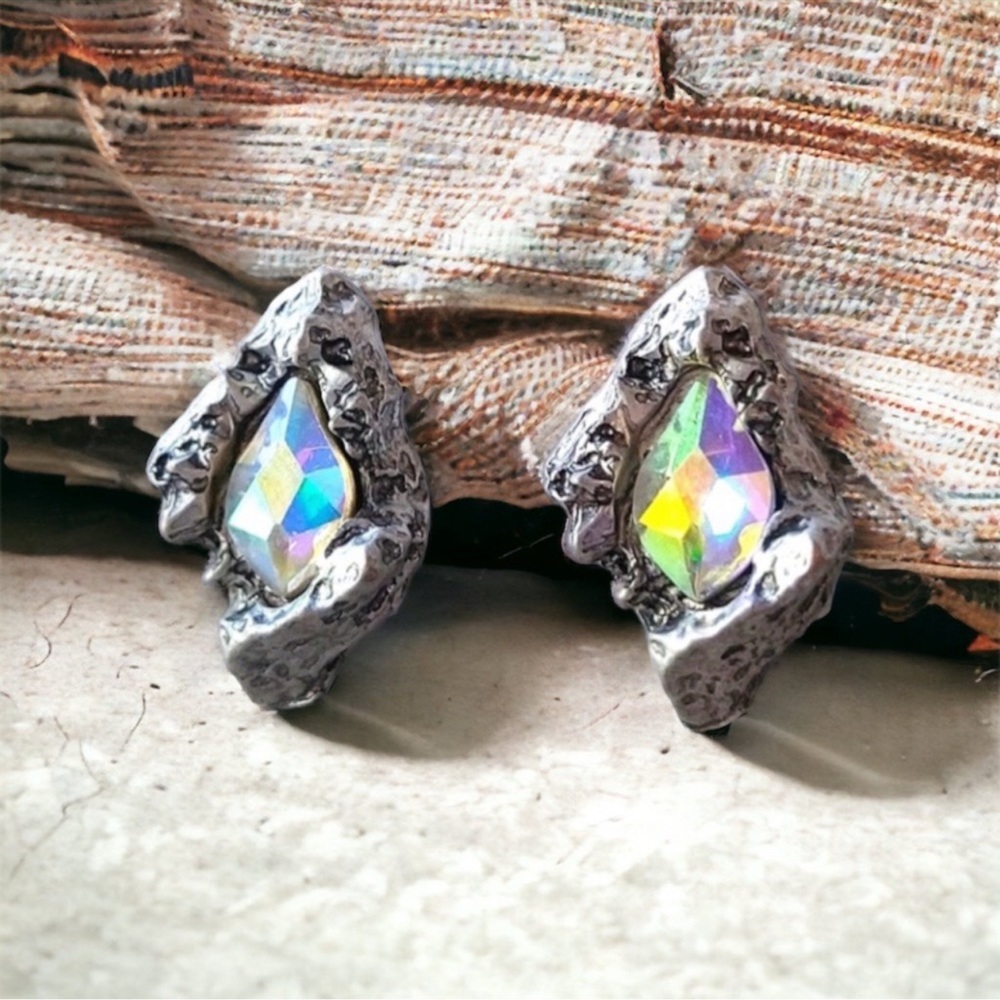 Crystal Stud Earrings Silver - Picture 3 of 16